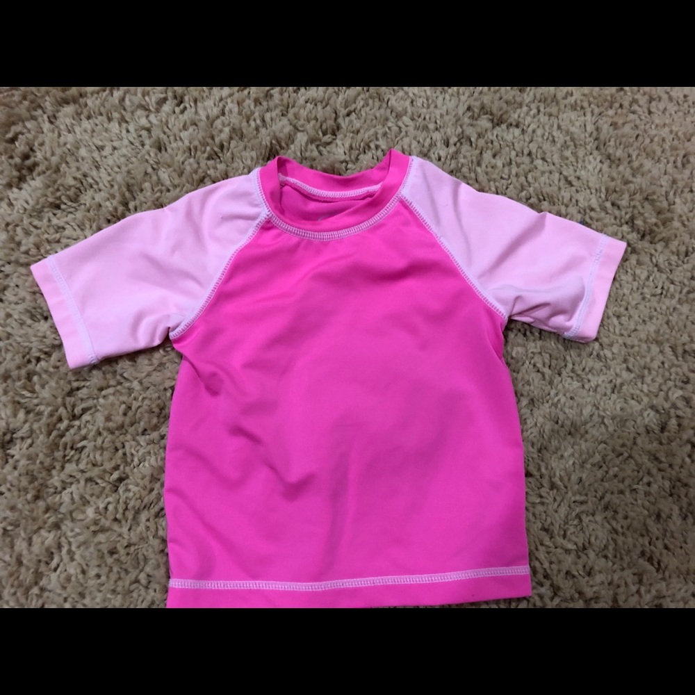 9 month swim suit top 💗